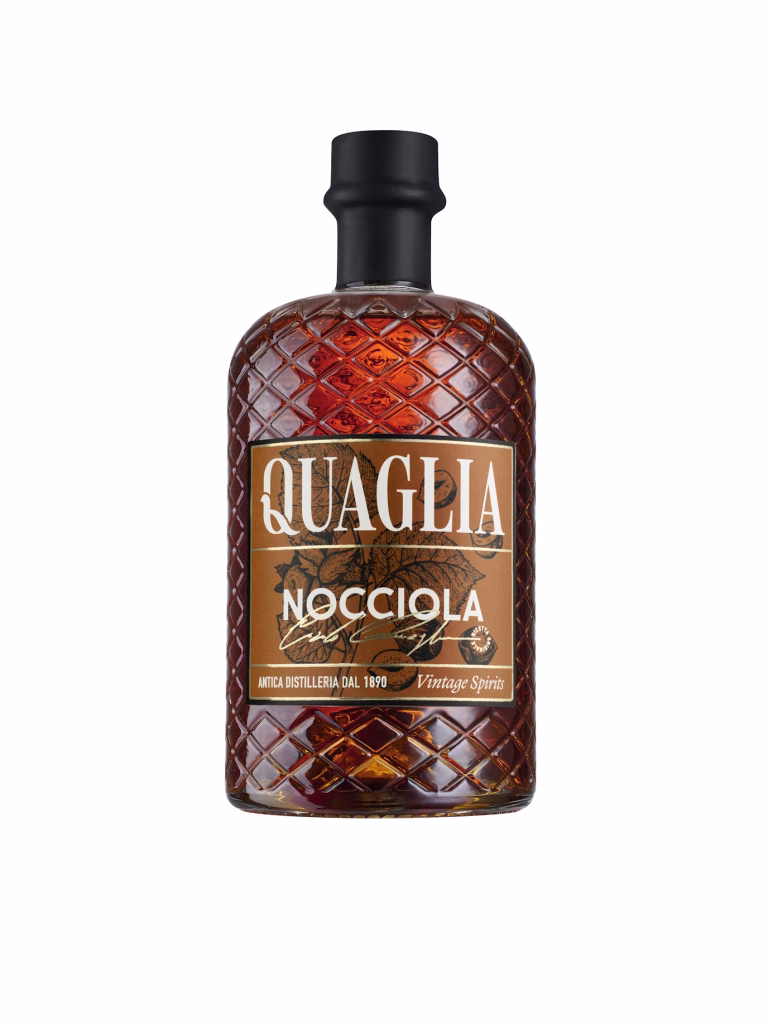 La distilleria Quaglia firma un Natale tra stile e spirito festivo 3 Quaglia - vintage - NOCCIOLA
