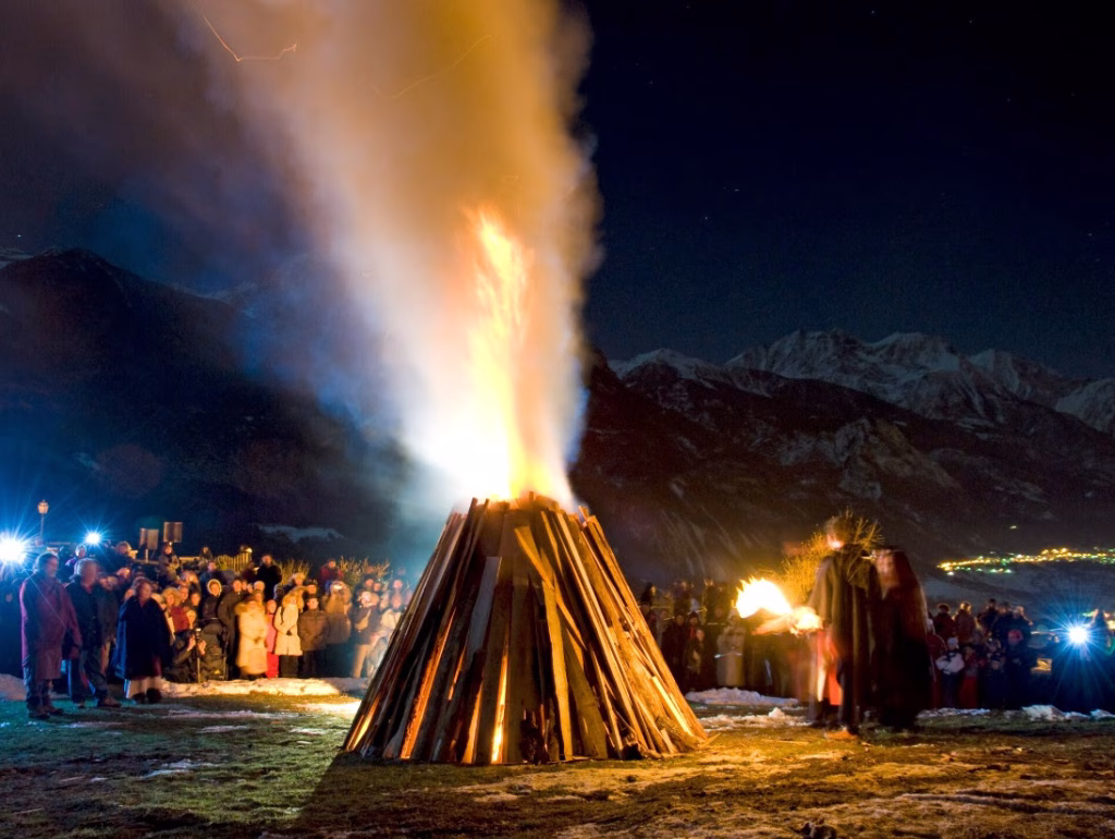 Natale 2025 in Valle d&rsquo;Aosta: luci, vischio e tradizioni