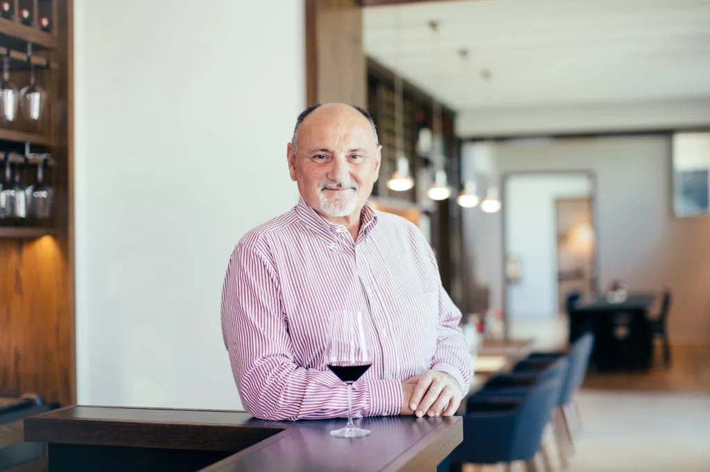 Lunedì 23 settembre 2024 a Milano: il Consorzio Vino Toscana presenta due Masterclass con Daniele Cernilli 1 Cesare Cecchi Consorzio Vino Toscana